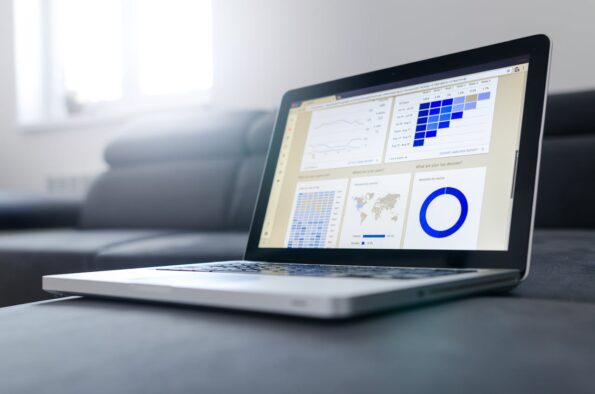 How to Create Data Visualization Dashboards - PLANEKS