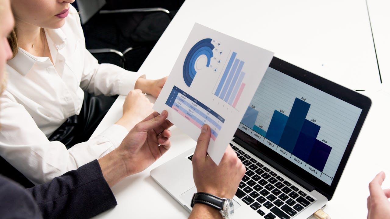 graphs on laptop